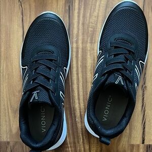Vionic women’s Black Athletic Shoes